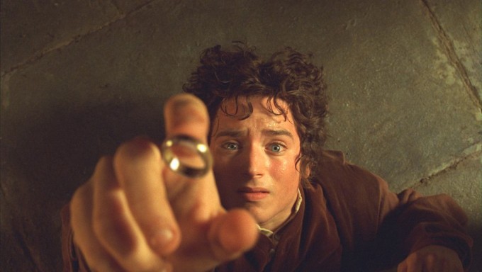 THE LORD OF THE RINGS FELLOWSHIP OF THE RINGS ELIJAH WOOD