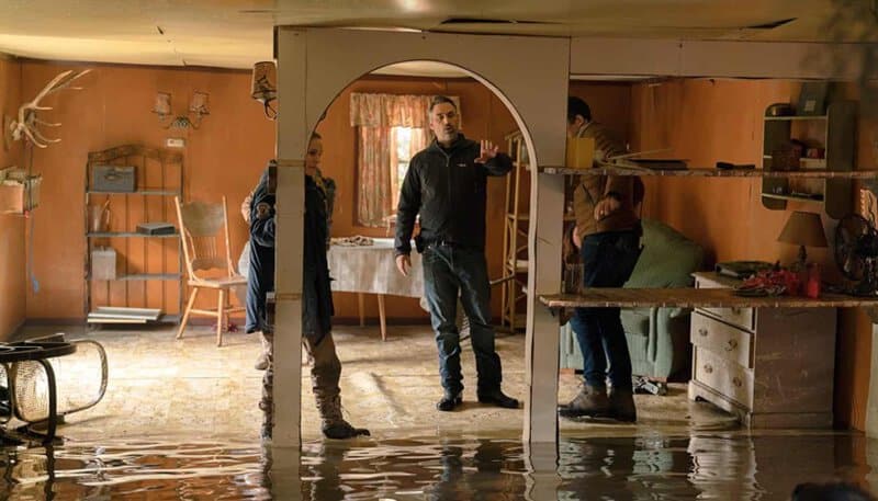 Thumbnail for Alex Garland Has Written a Family-Friendly Haunted House Movie