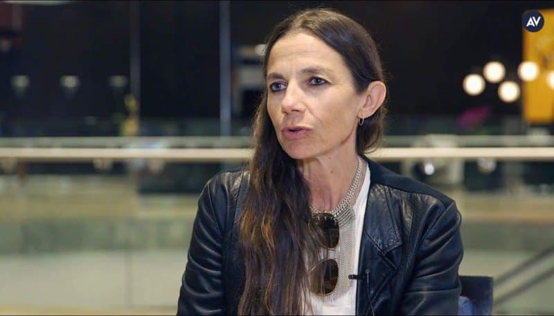 Thumbnail for Justine Bateman To Make Feature Directorial Debut With ‘Violet’