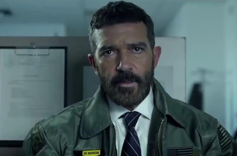 Security Antonio Banderas