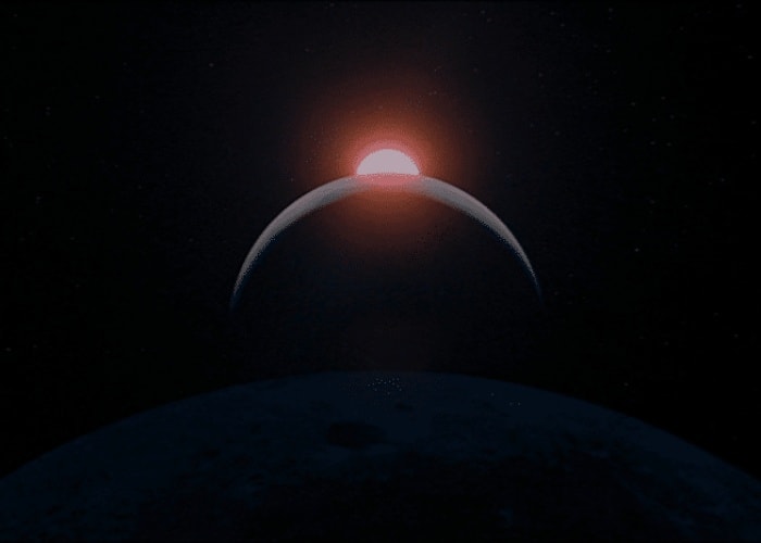 2001 Opening title sequence