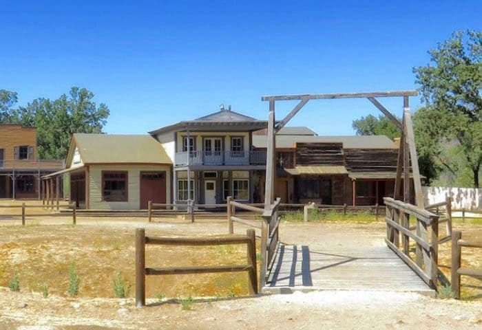 Western Town Paramount Ranch