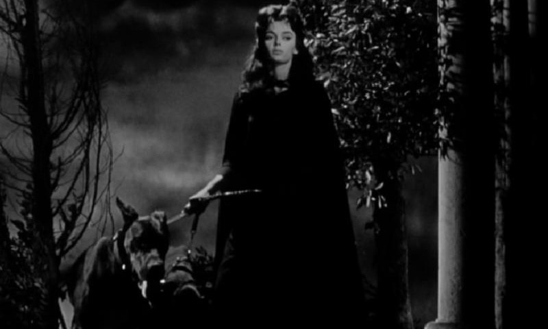 Black sunday horror streaming in November 2020