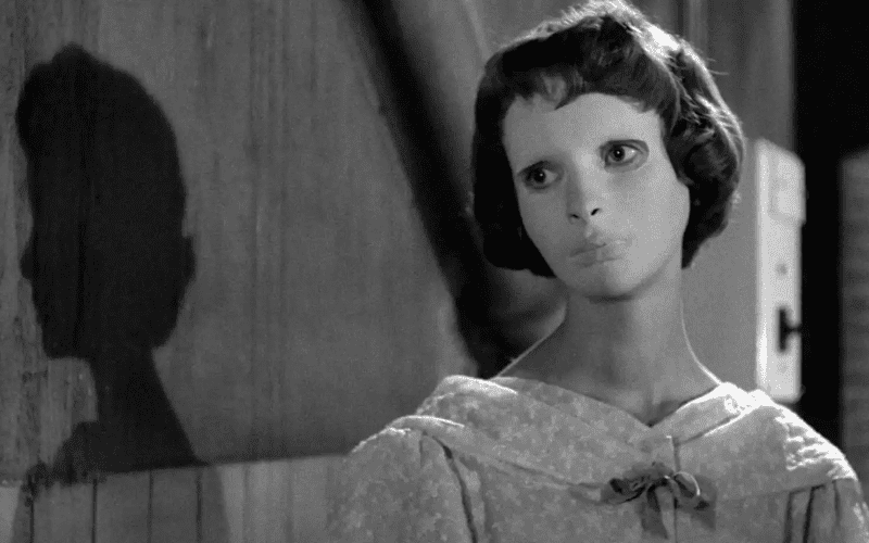 Eyes without a face